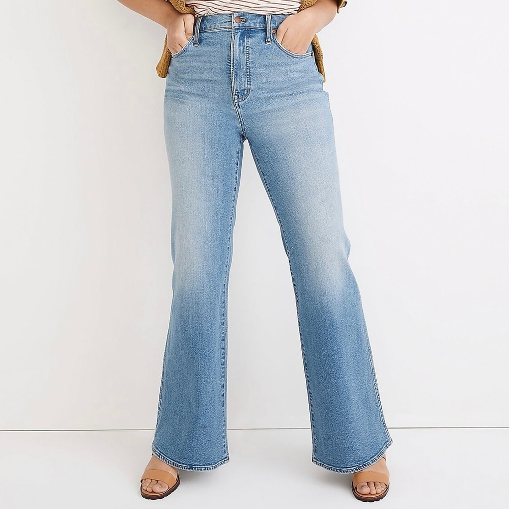 Madewell High-Rise Flare Jeans in Caine Wash
